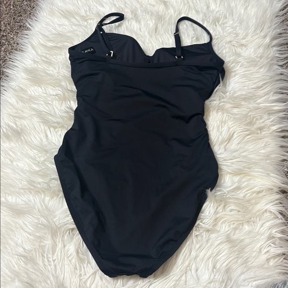 La Blanca Black Draped Front One Piece Swimsuit Size 10 - Picture 7 of 11